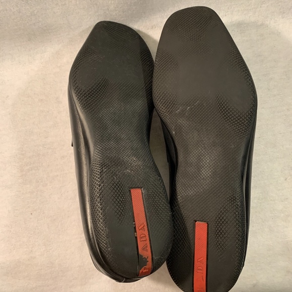 Prada Loafers US 8.5 size Leather with rubber soles Gently worn - Picture 8 of 8